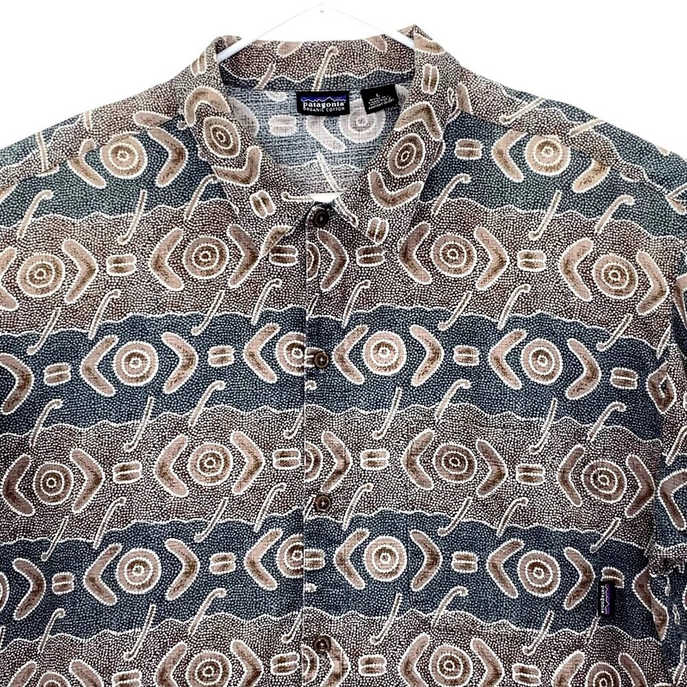 Vintage Patagonia 90’s Y2K Tribal Print Aloha Hawaiian Shirt Made in Hong Kong